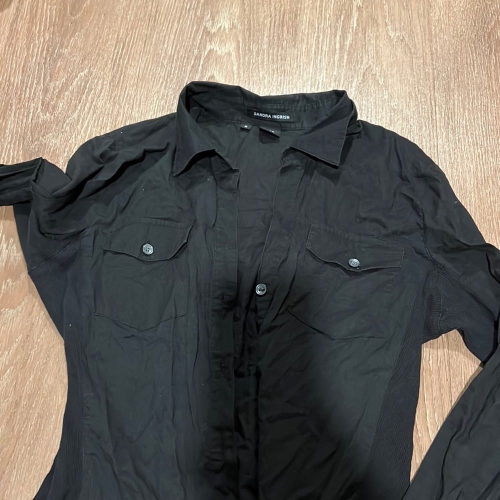Sandra ingrish button up medium - Picture 3 of 4
